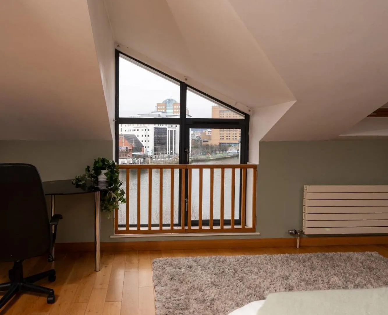 Apartament Luxury 5-Bed Penthouse With Free Parking & Views Belfast Wielka Brytania